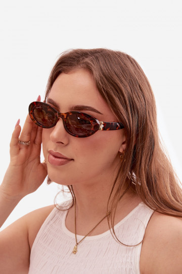Gafas de sol para mujer con perlas artificiales color marrón 2
