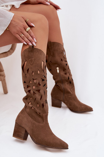Botas altas con elementos de calado de ante natural Zazoo 3167 color arena