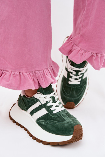 Zapatillas modelo zapatos. de gamuza con una plataforma D&A GR61-5986 color verde 2