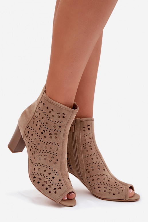 con elementos calados Botas de mujer Separar beige Ilavette