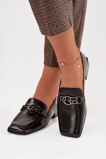 Mocasines de cuero para mujer con detalles decorativos D&A CR61-3125 color negro 2