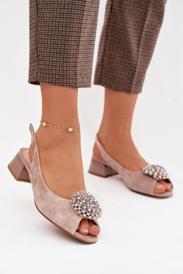 Sandalias para mujer con ornamentos D&A CR61-3030 color arena 2