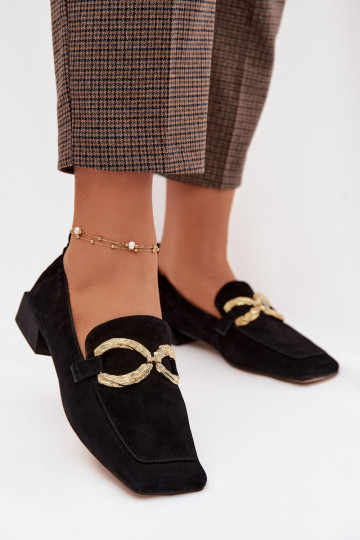 Mocasines de ante para mujer con detalles en color dorado D&A CR61-3115 color negro 2