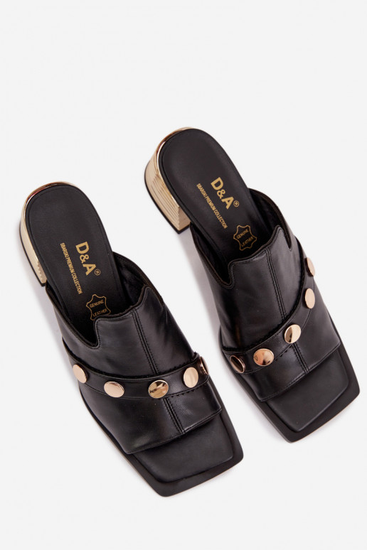 Zapatillas de cuero con tacones con tacones decorados D&A CR61-3063 de color negro