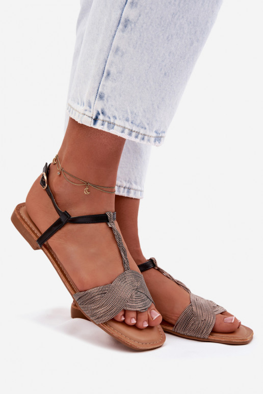 Sandalias planas para mujer. de color negro Nexora