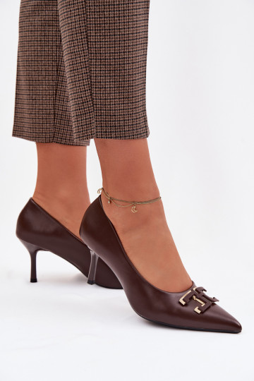 Zapatos de tacón con adornos de piel sintética en color chocolate Fivara 2