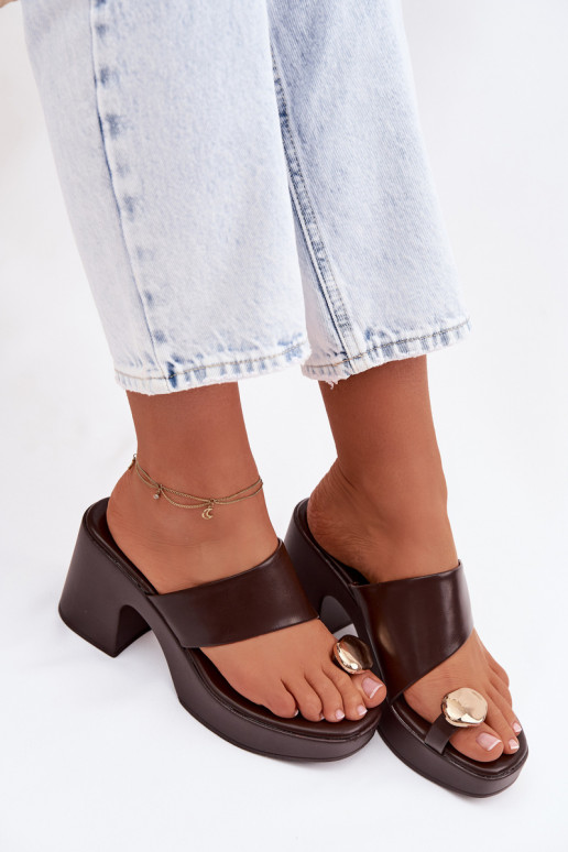 zapatillas de mujer Activado SłupkoAym Obcasie Ze color doradom Detalem CzekoladoAe Sinora