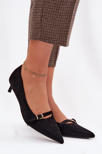 Zapatos para mujeres con tacón bajo y tacones decorados en color negro Pirela 2