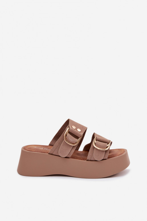 zapatillas de mujer con una plataforma Ze color doradomi con hebillasmi beige Nelirae