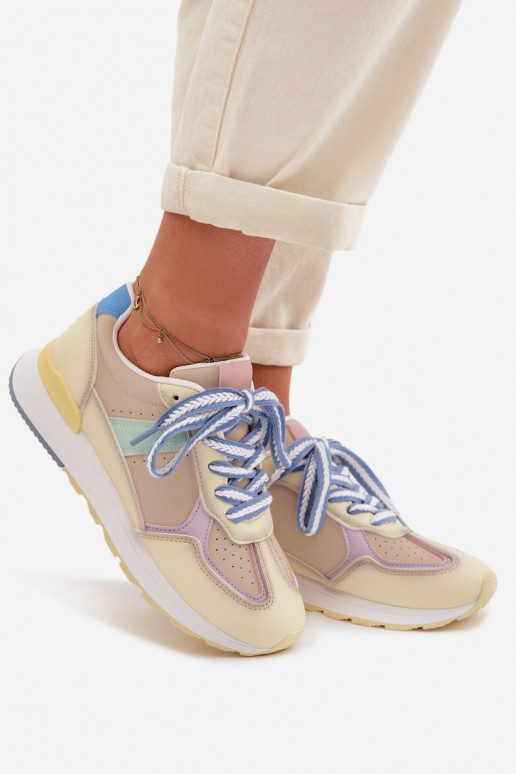 Zapatillas modelo zapatos. Femenino de cuero ecológico color amarillo Kelira