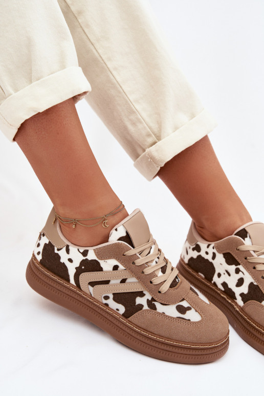 Zapatillas modelo zapatos. Femenino con una plataforma EN Łaty beige Denissa