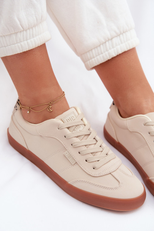 Zapatillas modelo zapatos. Femenino  Big Star TT274358 beige