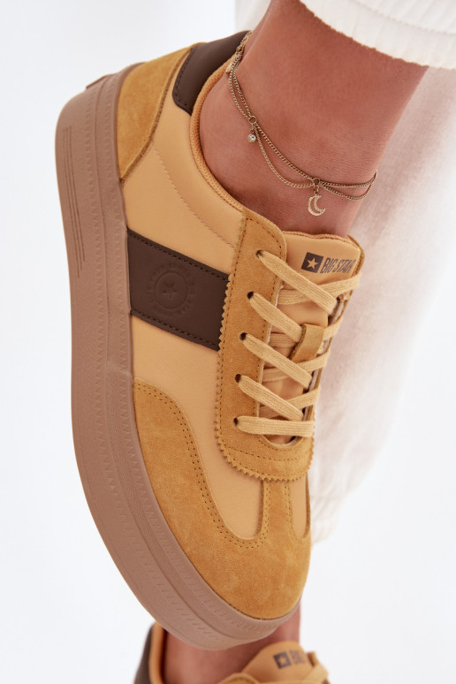 de gamuza Zapatillas modelo zapatos. Femenino Big Star TT274166 color amarillo