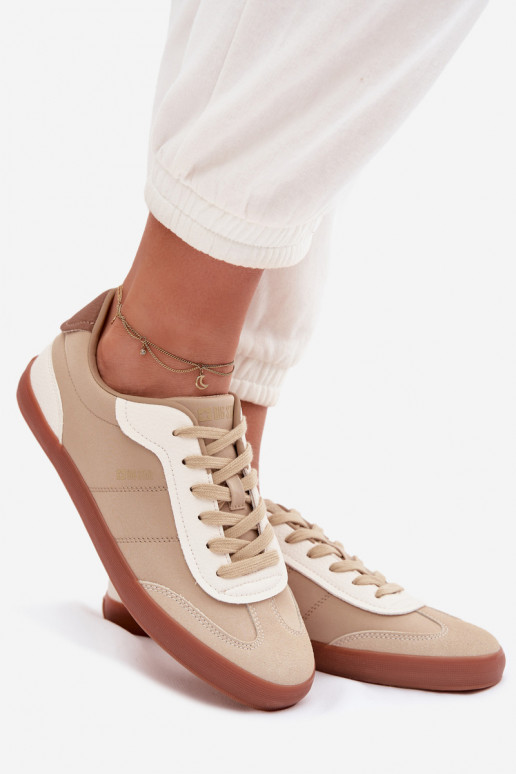Zapatillas modelo zapatos. Femenino Big Star TT274420 beige