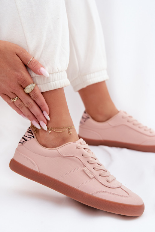 Zapatillas modelo zapatos. Femenino  Big Star TT274359 color rosa