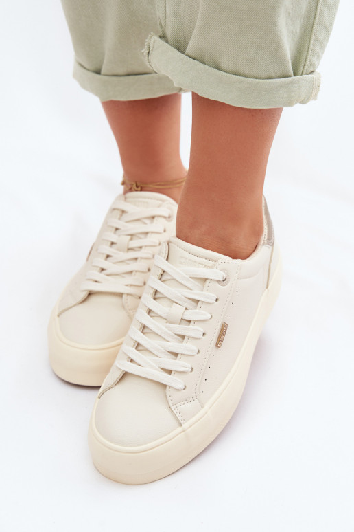Zapatillas modelo zapatos. con una plataforma Big Star TT274806 beige