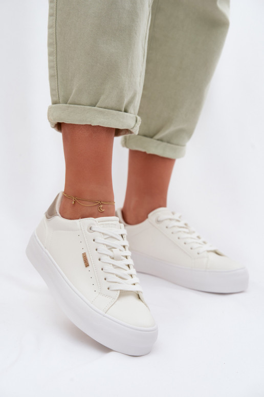 Zapatillas modelo zapatos. con una plataforma Big Star TT274805 el color blanco