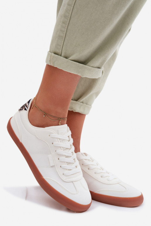 Zapatillas modelo zapatos. Femenino  Big Star TT274357 el color blanco