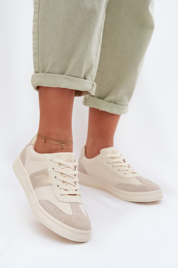 Zapatillas modelo zapatos. Femenino Big Star TT274155 beige 2