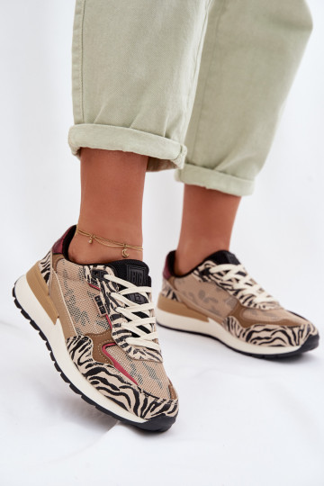 Zapatos deportivos para mujer con estampados Big Star TT274333 color arena 2