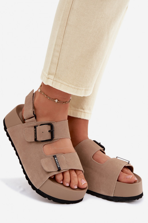 Sandalias de ante con una plataforma Big Star TT274235 beige