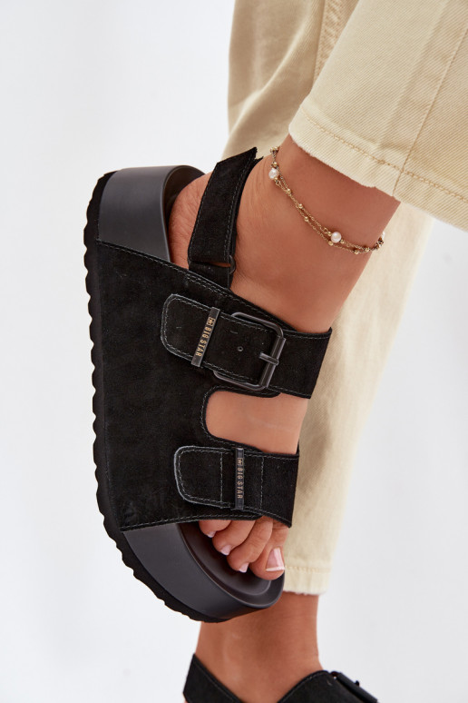 Sandalias de ante con una plataforma Big Star TT274237 de color negro