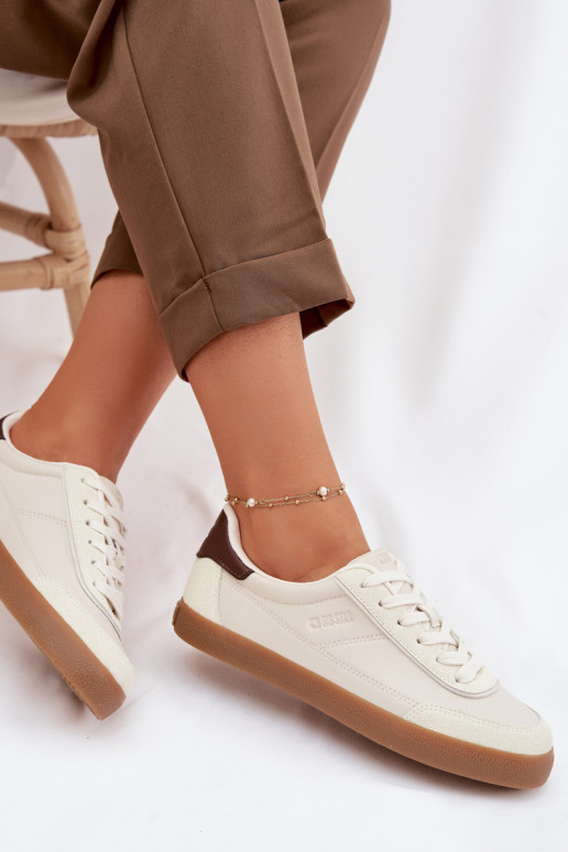 Zapatillas modelo zapatos. Femenino de cuero ecológico Big Star TT274311 color marfil