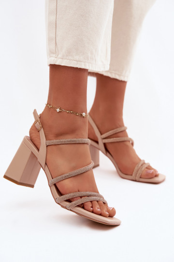 Sandalias de tacón alto para mujer con tiras y circonitas color arena Brelia