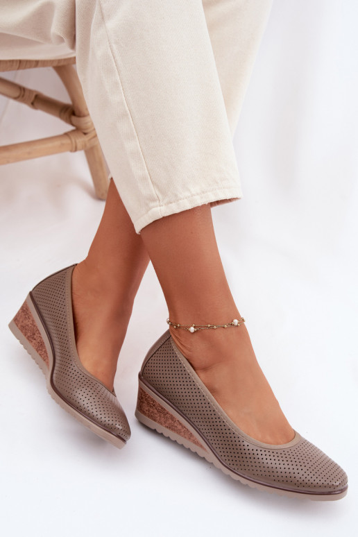 zapatos Femenino con una plataforma Vinceza 58629 beige