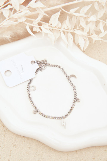 Una pulsera En la pierna con colgantes. color plata 2