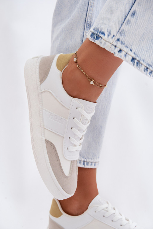 Zapatillas modelo zapatos. baja de las mujeres Big Star TT274767 el color blanco