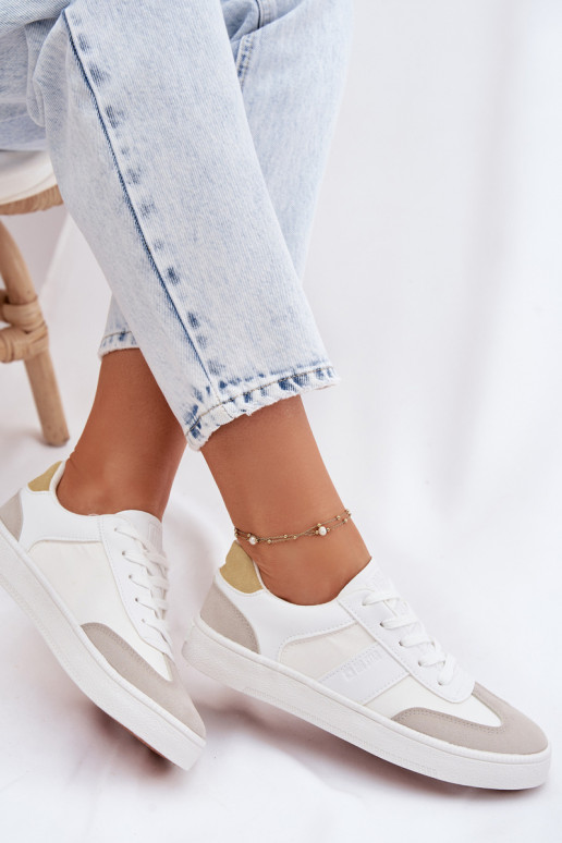 Zapatillas modelo zapatos. baja de las mujeres Big Star TT274767 el color blanco