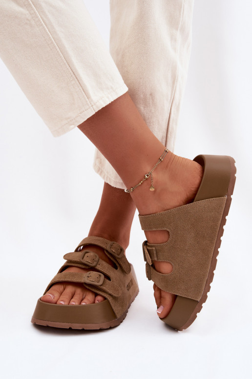 zapatillas de mujer con una plataforma con rayas Big Star TT274530 color marrón