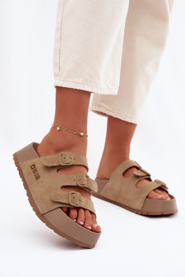zapatillas de mujer con una plataforma con rayas Big Star TT274529 beige 2