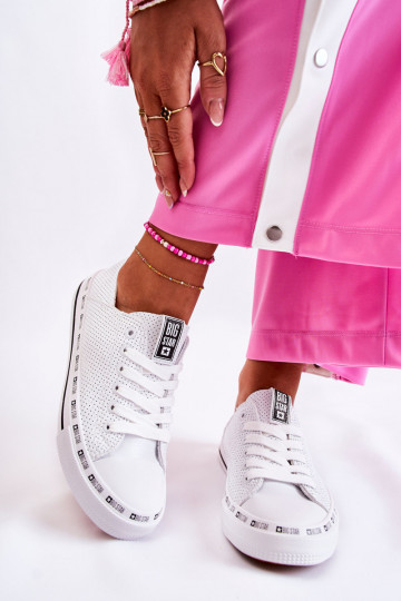 Femenino con elementos calados zapatos casuales Big Star el color blanco FF274024