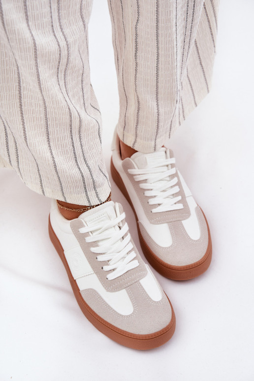 Zapatillas modelo zapatos. Femenino Big Star RR274804 el color blanco