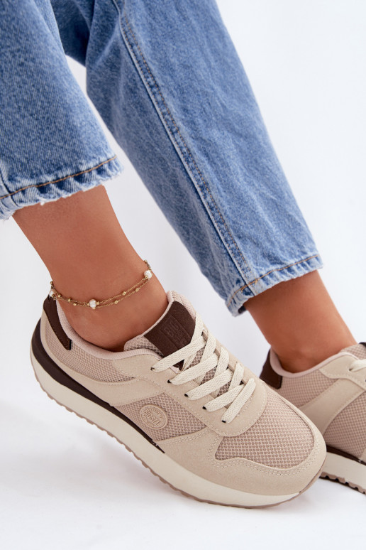 Zapatillas modelo zapatos. Femenino con una plataforma Big Star TT274275 beige