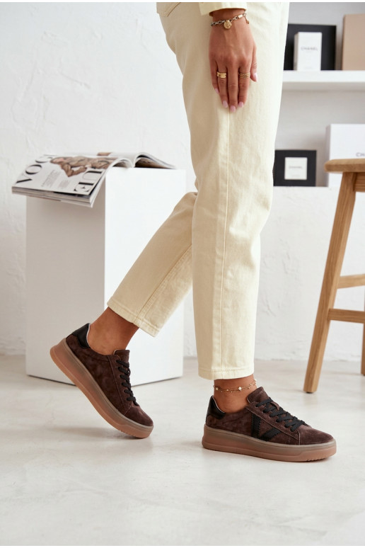 Zapatos deportivos de ante natural con plataforma Vinceza 79597 color marrón