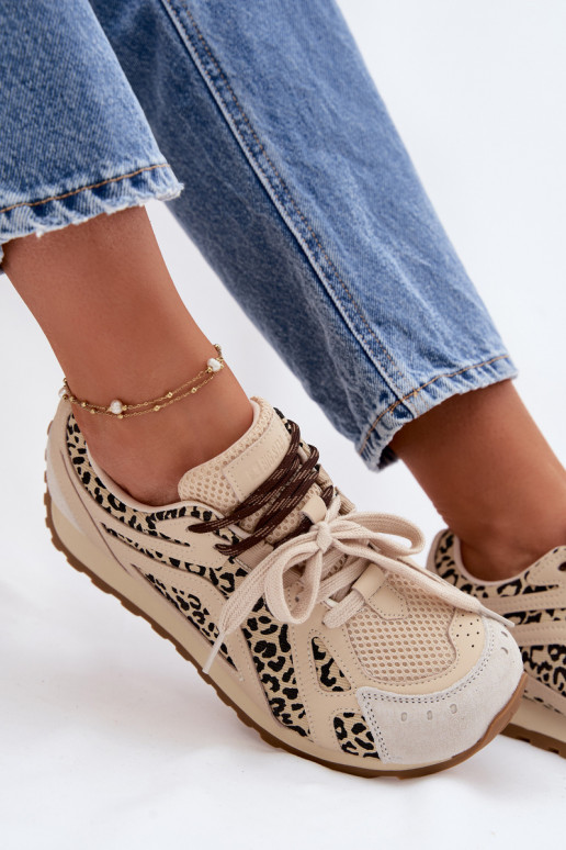 Piel de gamuza Zapatillas modelo zapatos. Femenino Big Star TT274549 beige