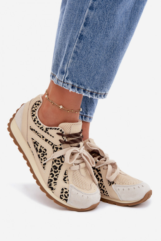 Piel de gamuza Zapatillas modelo zapatos. Femenino Big Star TT274549 beige