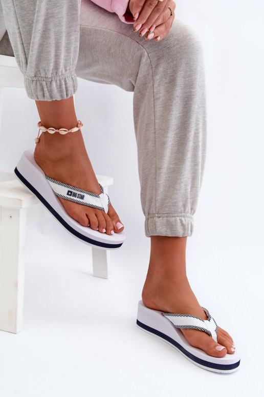 Zapatillas Zapatillas Femenino con una plataforma Big Star NN274A726 el color blanco