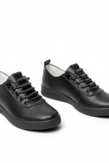 Zapatillas deportivas...