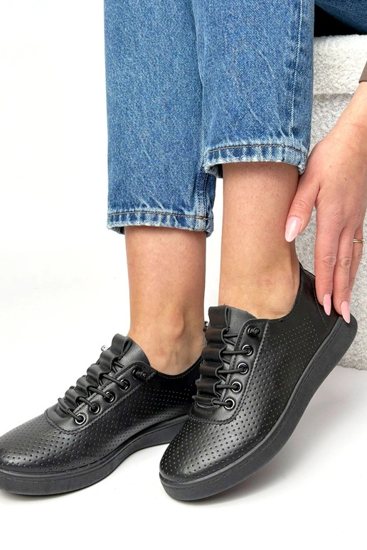 Zapatillas deportivas negras...