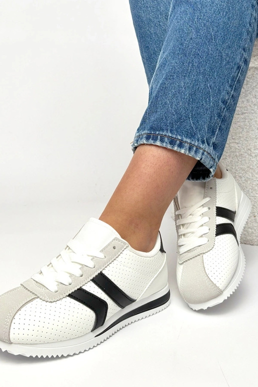 Zapatillas deportivas blancas y...