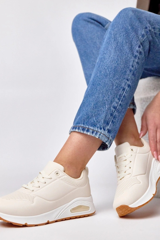 Zapatillas deportivas color arena con...