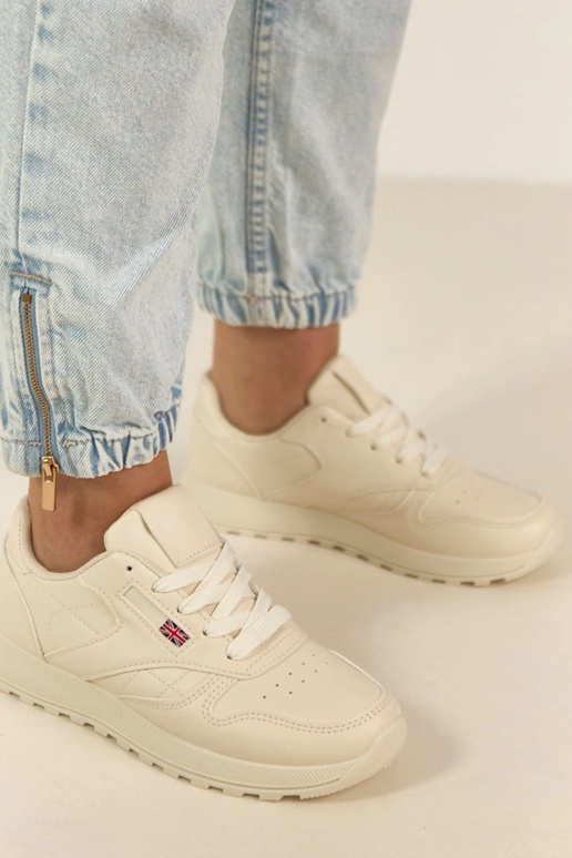 Zapatillas deportivas color arena...