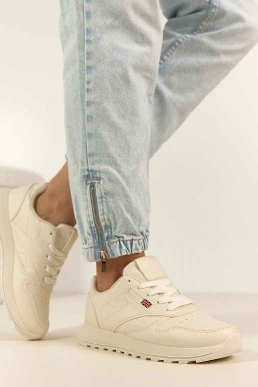 Zapatillas deportivas color arena...