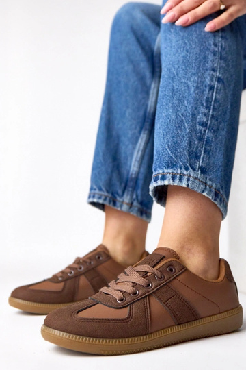 Zapatillas deportivas marrones de plataforma Valentine