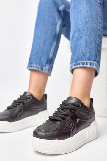 Zapatillas deportivas negras con plataforma Alessandra