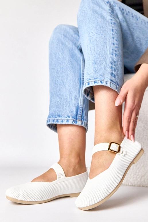 Bailarinas de tela blancas con...